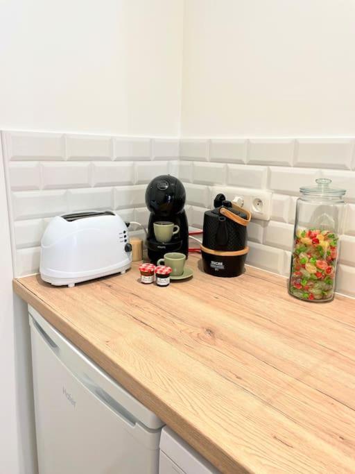 Hyper Centre Appartement Cosy Wifi Rodez Esterno foto