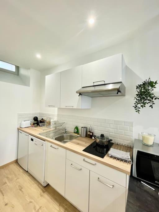 Hyper Centre Appartement Cosy Wifi Rodez Esterno foto